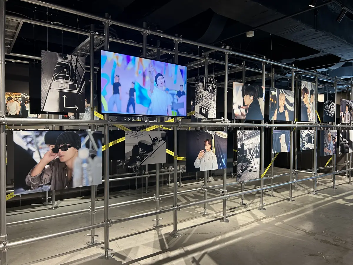 写真展「[HYBE INSIGHT] SEVENTEEN EXHIBITION 'FOLLOW FELLOW' IN JAPAN」