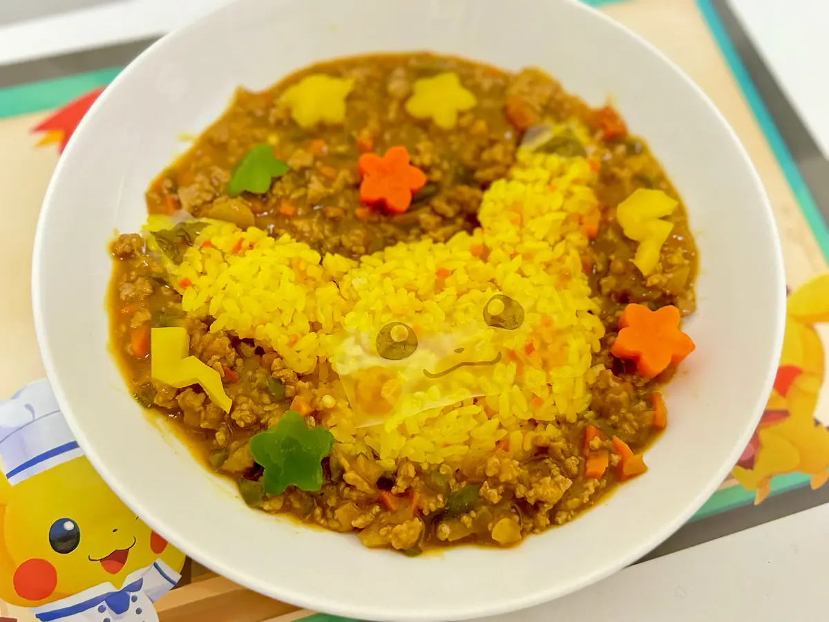 Oisix オイシックス　ピカチュウカレー　ポケまぜ　ポケモンカフェ　4種野菜のピカチュウカレー