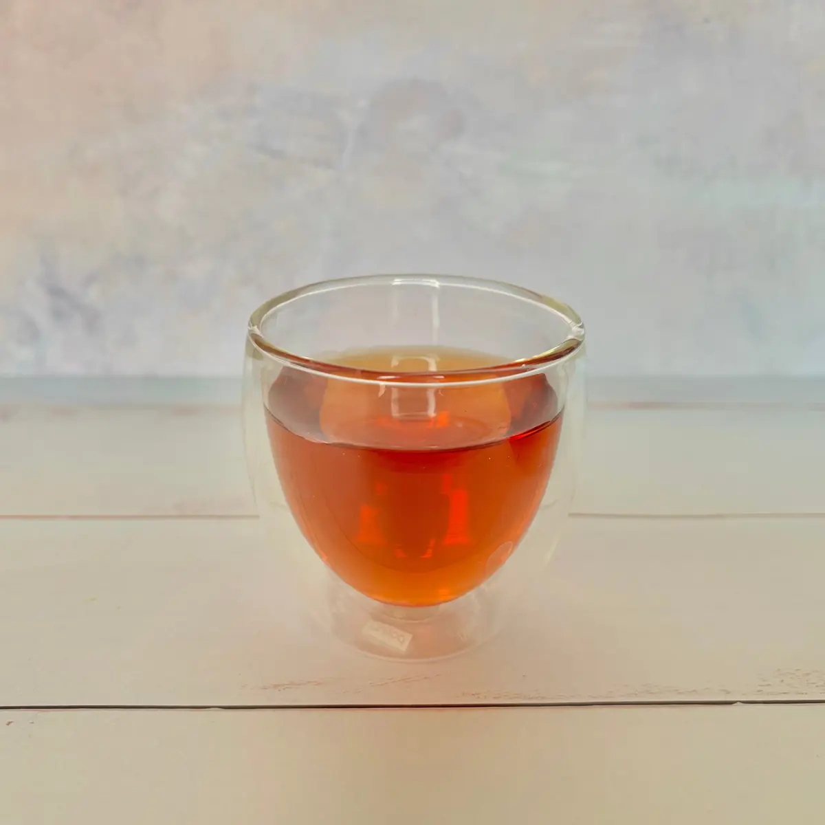 ファミリーマートとAfternoon Teaコラボ「ファミマでアフタヌーンティー」フェアの「紅茶フィナンシェ」と「ピーチ&マンゴー香るルイボスティー」