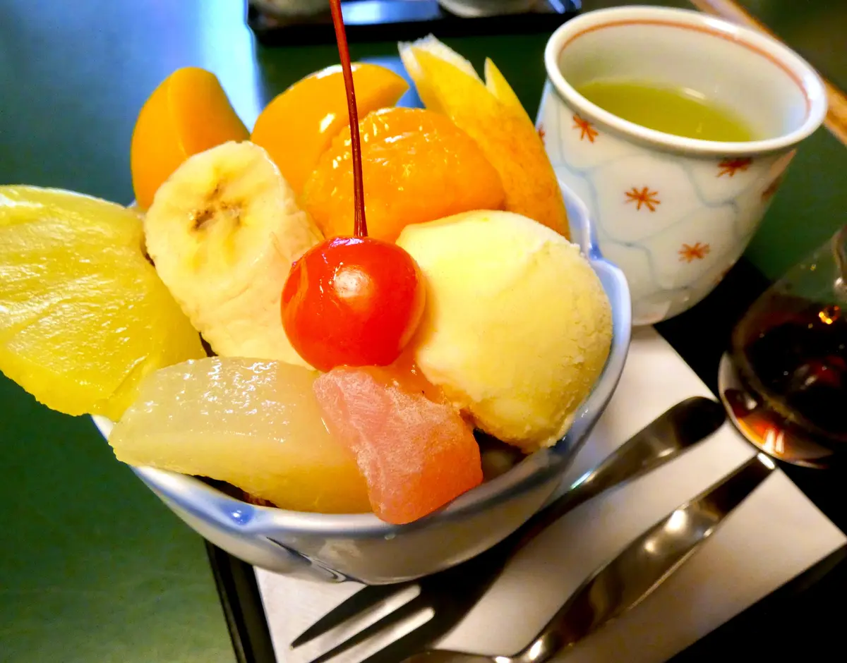 仙台　甘味処　彦いち　フルーツクリームあんみつ