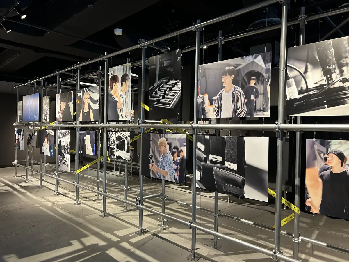 写真展「[HYBE INSIGHT] SEVENTEEN EXHIBITION 'FOLLOW FELLOW' IN JAPAN」