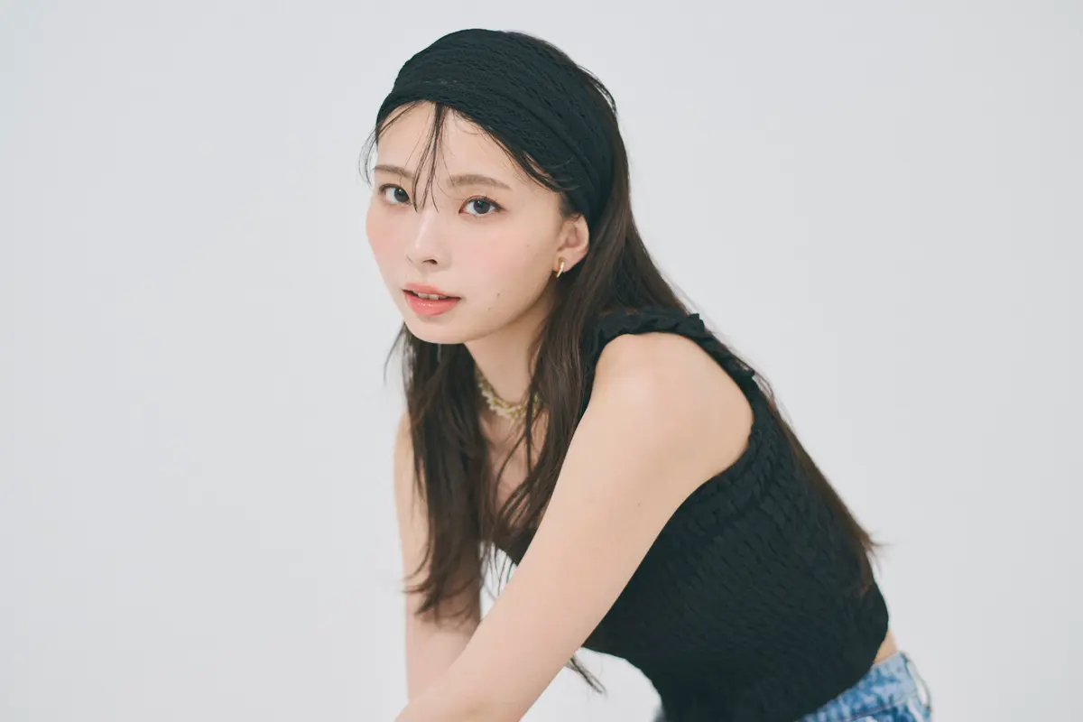 川口ゆりな　キャミソール　よりカット