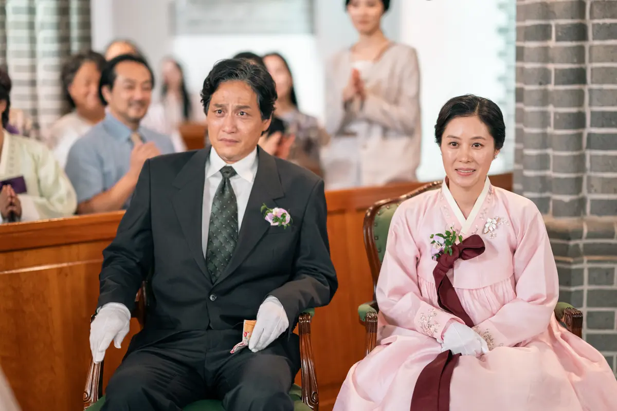 おつかれさま：パク・ヘジュンとムン・ソリ