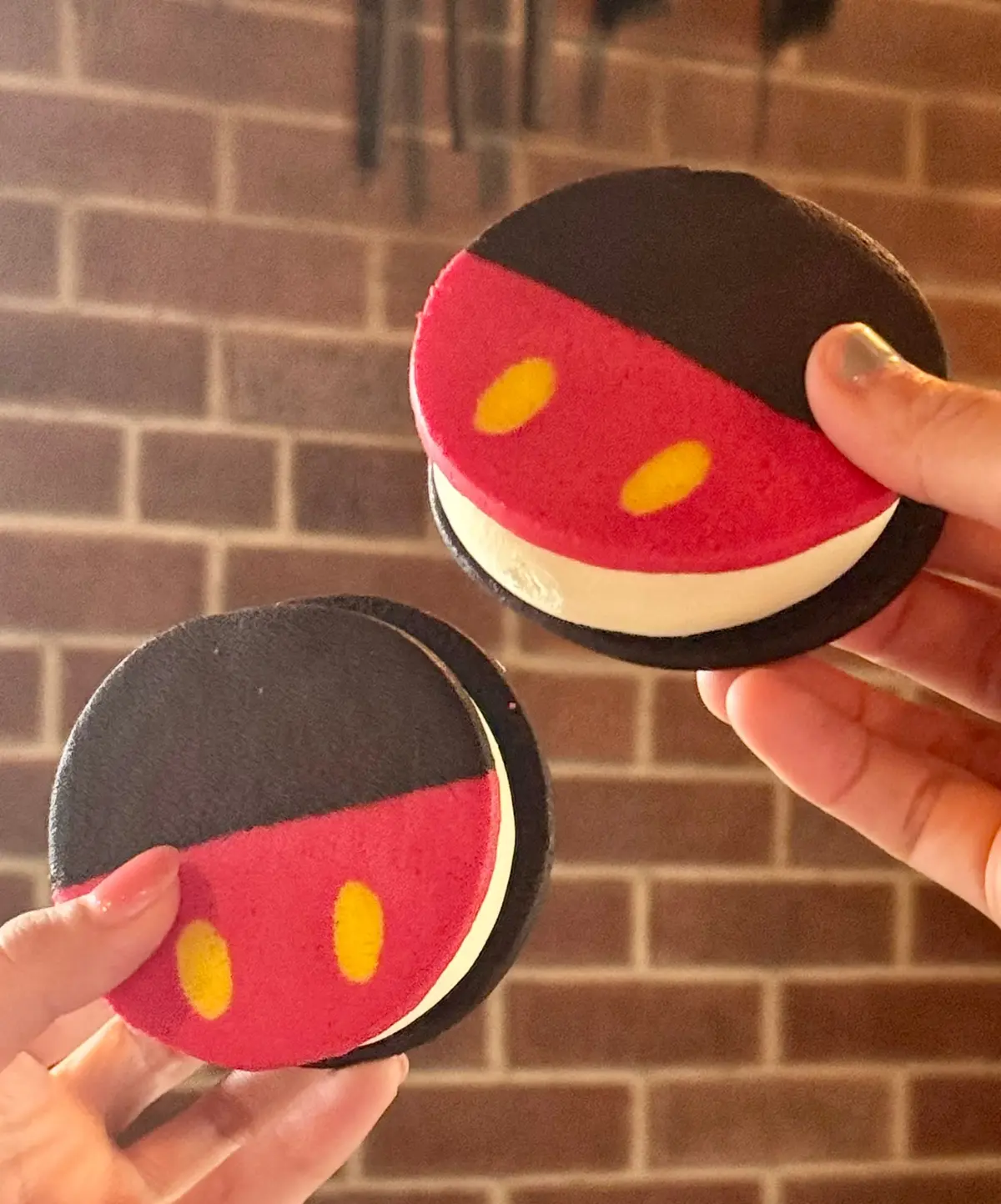 ディズニーシー 食べ歩きおすすめアイスサンド