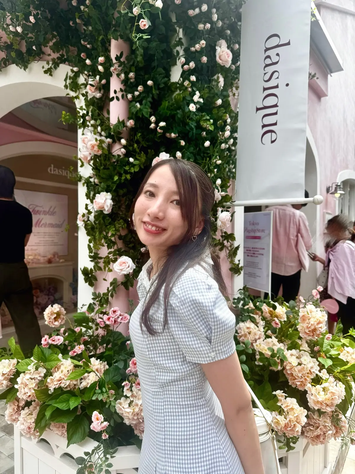 デイジークフラグシップ入口