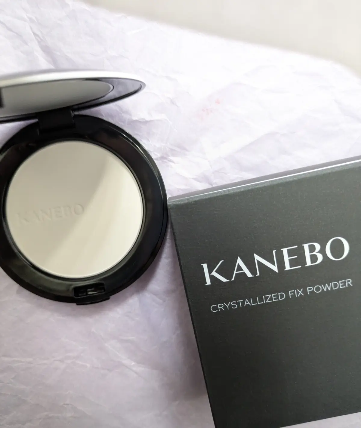 MOREインフルエンサーズ　カネボウ　フェイスパウダー　クリスタライズドフィックスパウダー