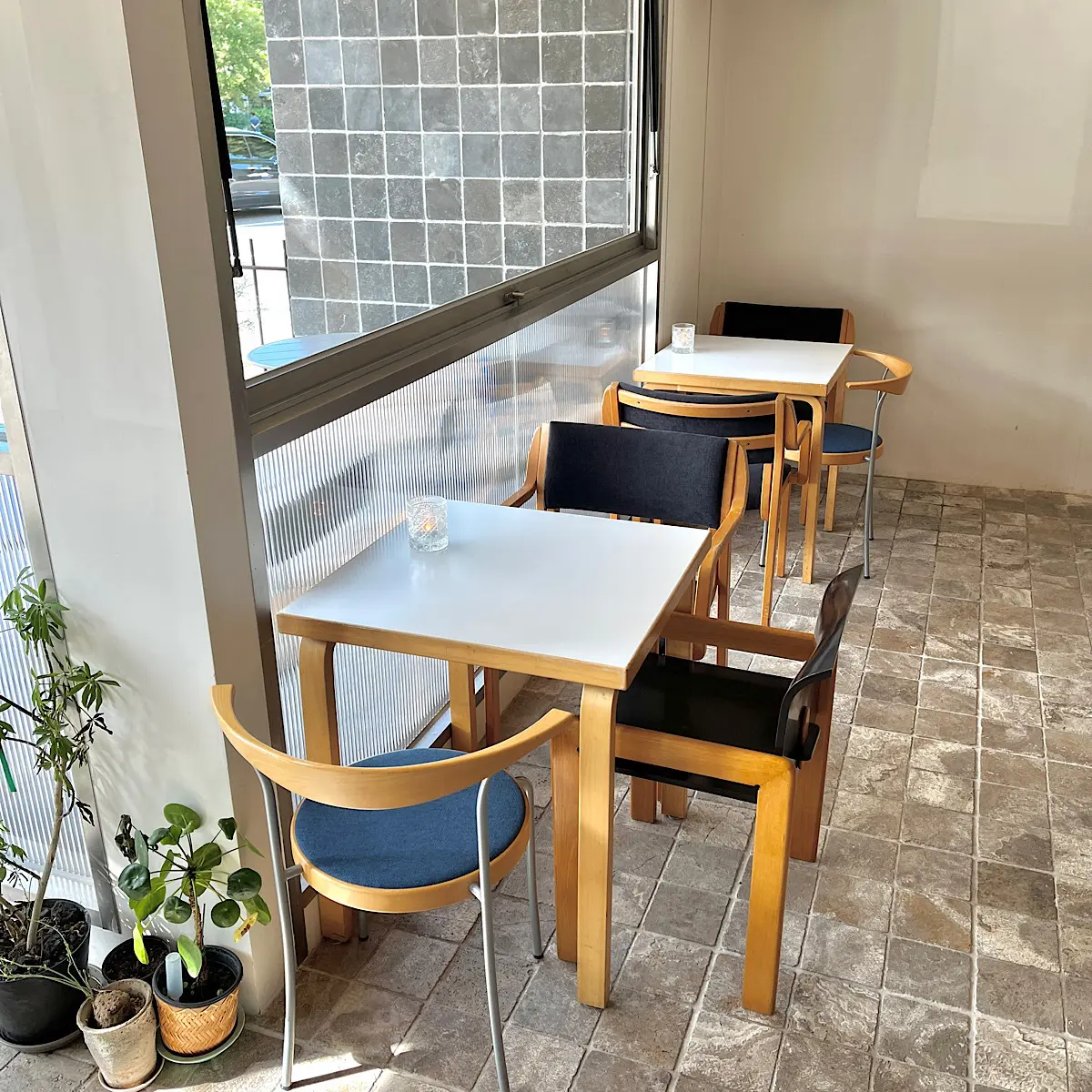 韓国　ソウル　カフェ　梨泰院　LONER