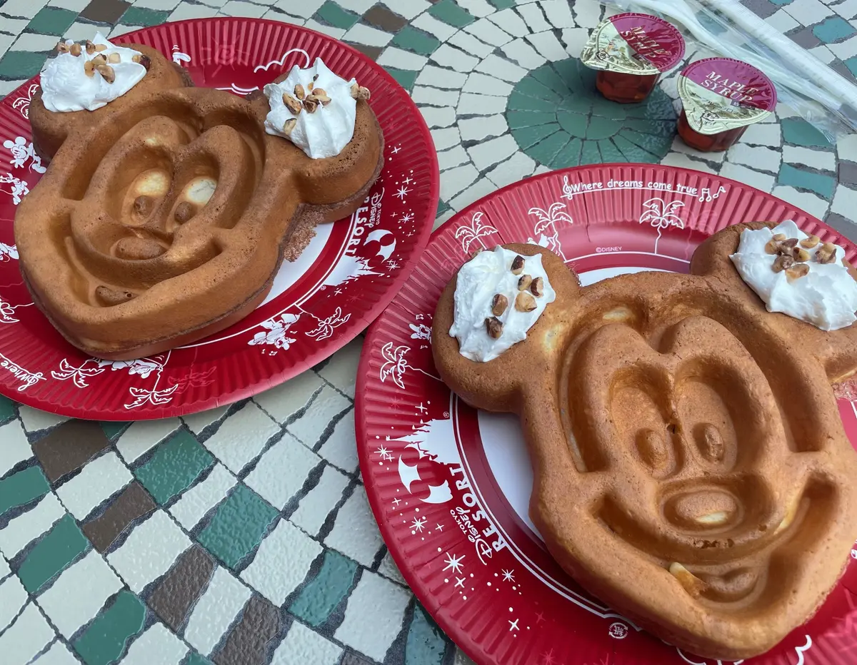 東京ディズニーランドのミッキーワッフル