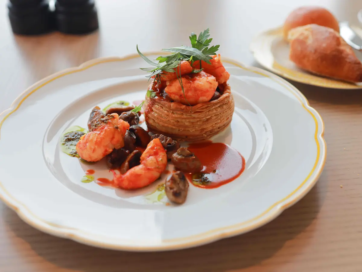 【大阪ホテル】メインは“本日のパイ包み”の画像_19