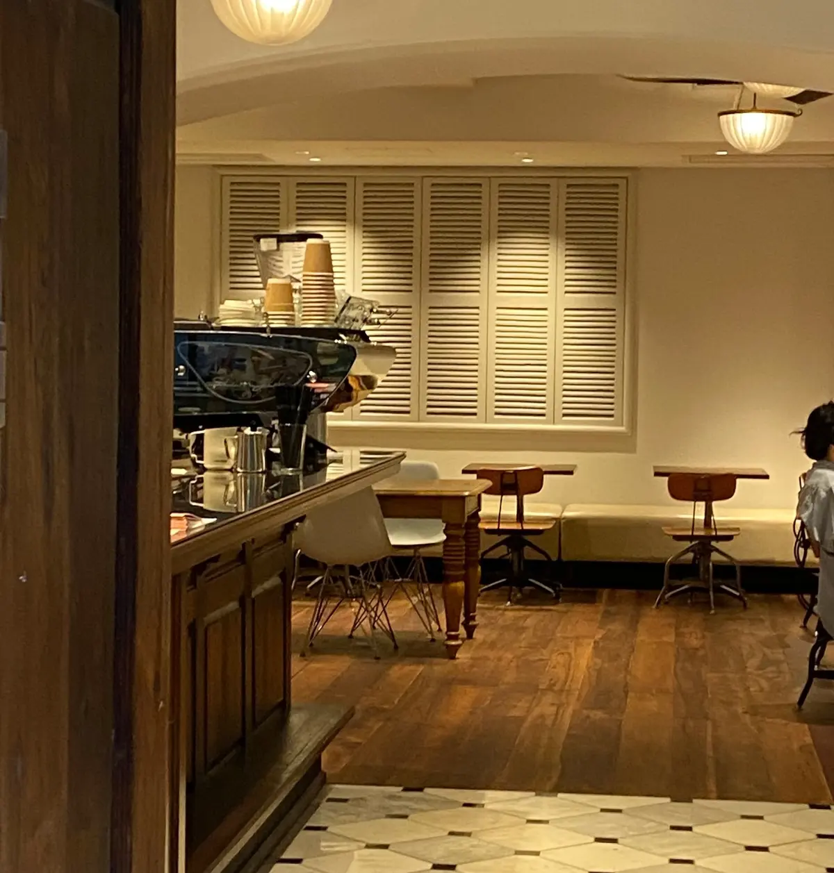 【東京カフェ】空間がオシャレすぎる淡色系の画像_1