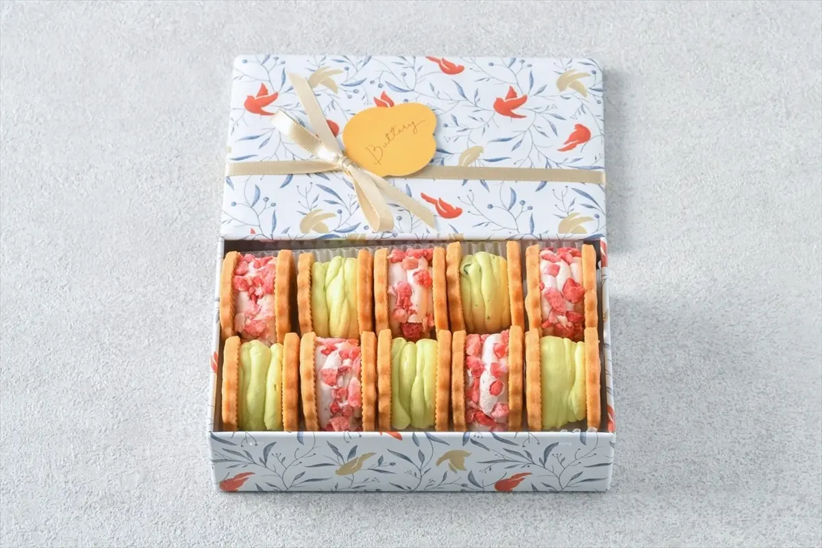 バタリー バターサンド ピスタチオ イチゴ