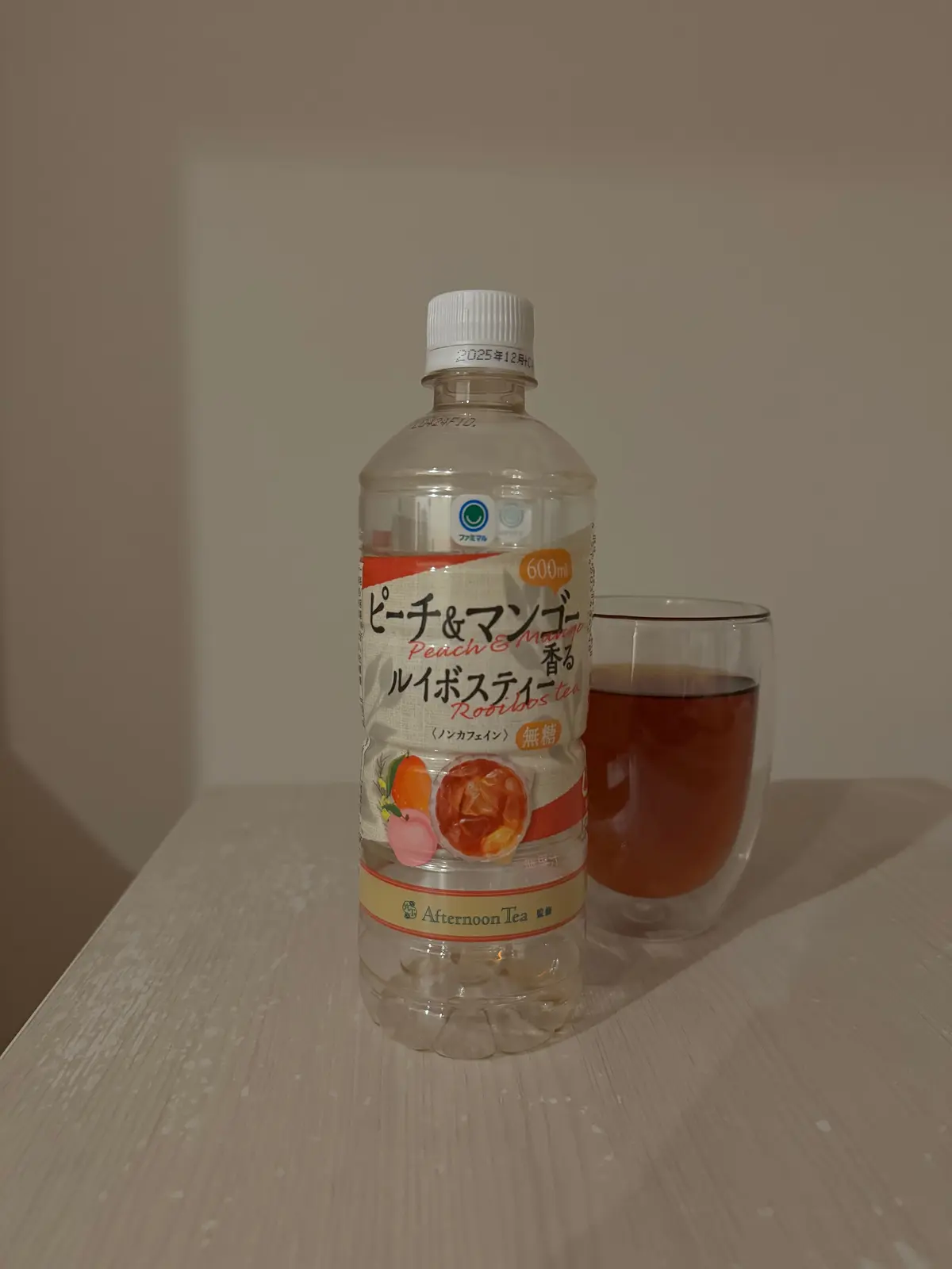 Afternoon Tea監修の”ピーチ&マンゴー香るルイボスティー