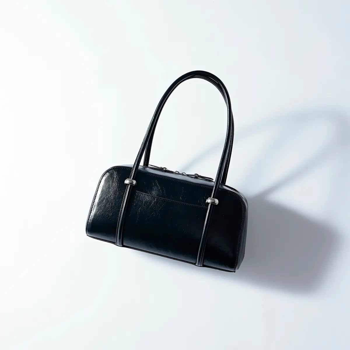 『アルテミス by ダイアナ』のボストンバッグ