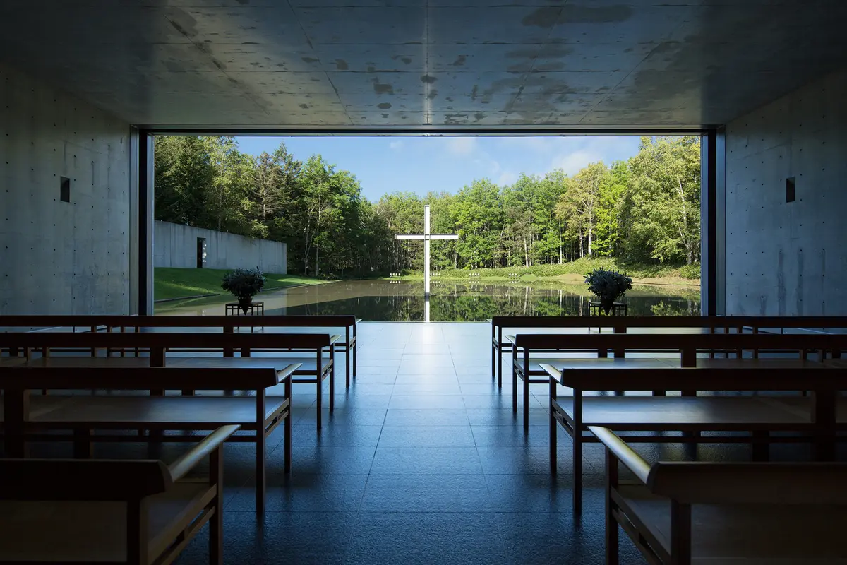 『リゾナーレトマム』水の教会