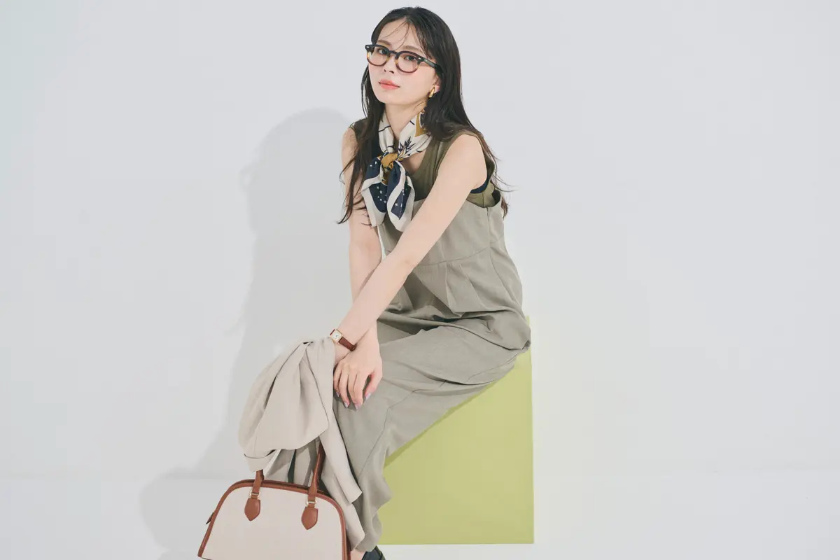 川口ゆりな　サロペット　よりカット