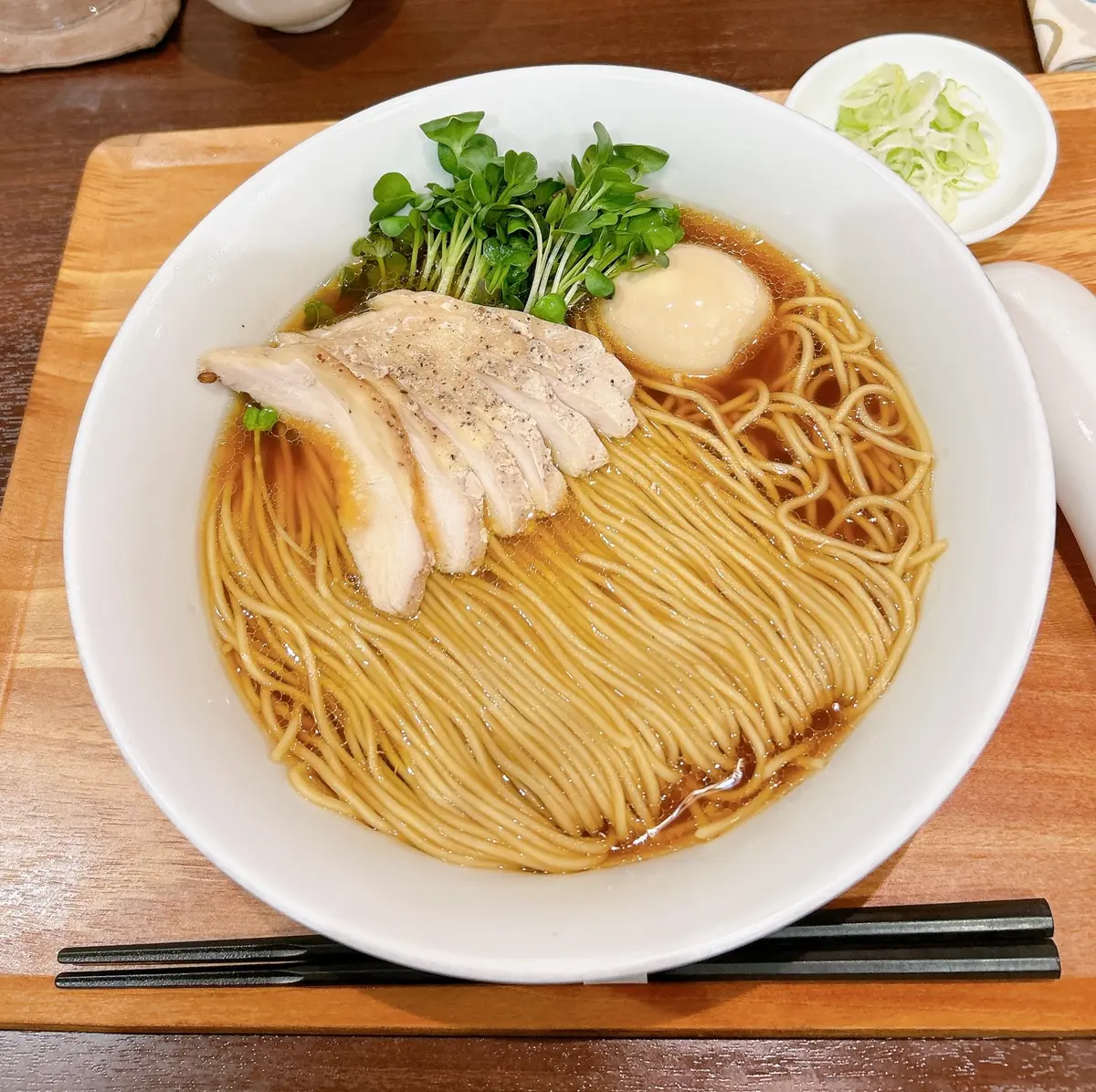 岩手県ほろほろ鳥だしのしょうゆラーメン