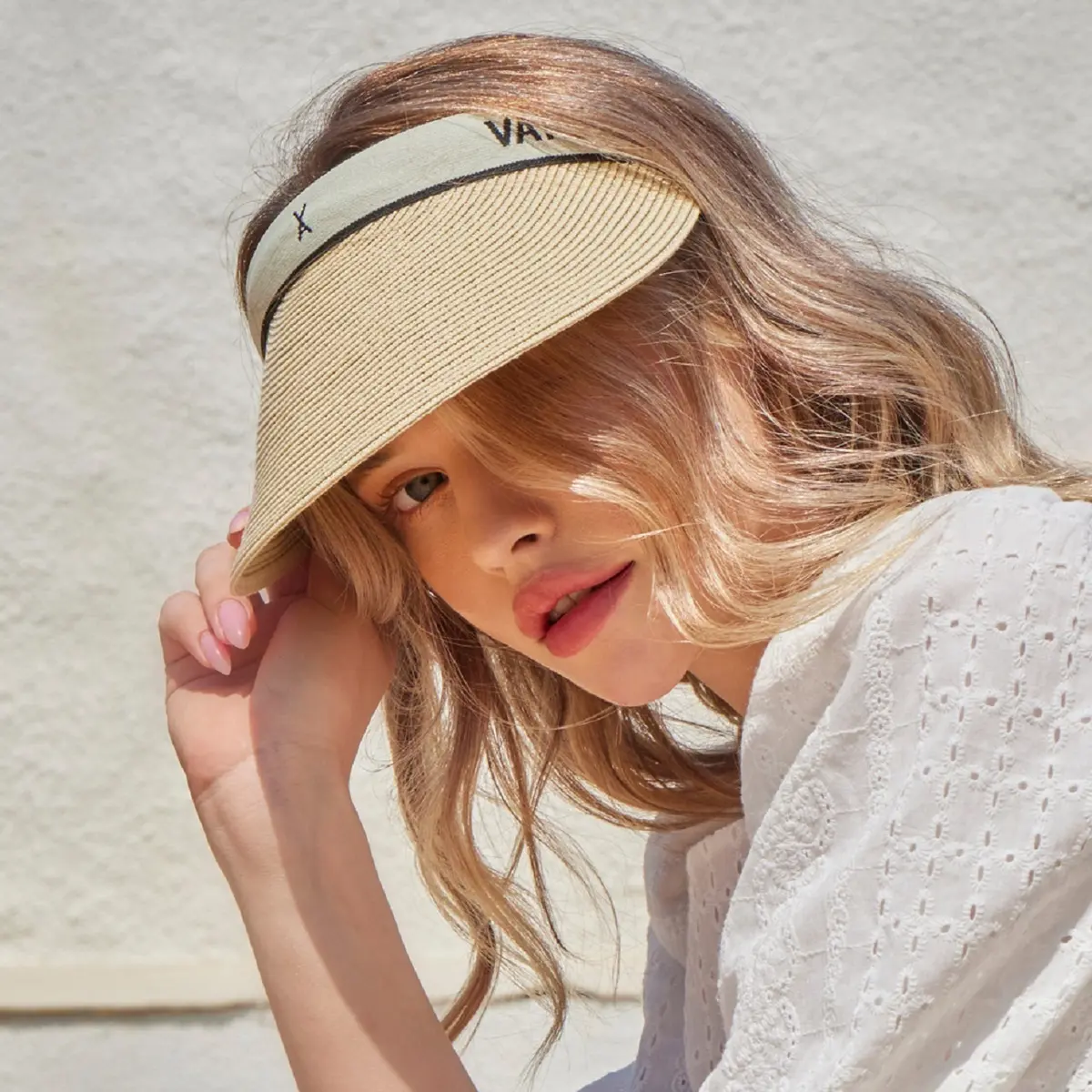 韓国帽子ブランド「バザール」　夏の新作　サンバイザー　ベージュ