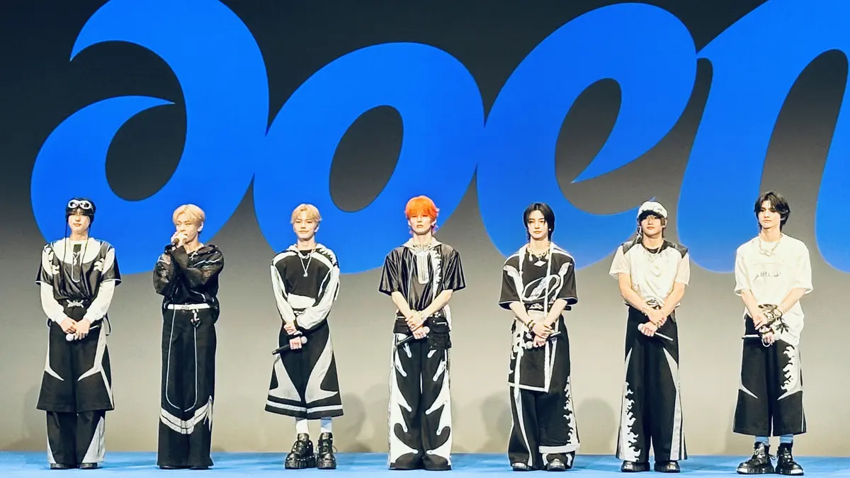 aoen（アオエン）のデビュー記者会見写真