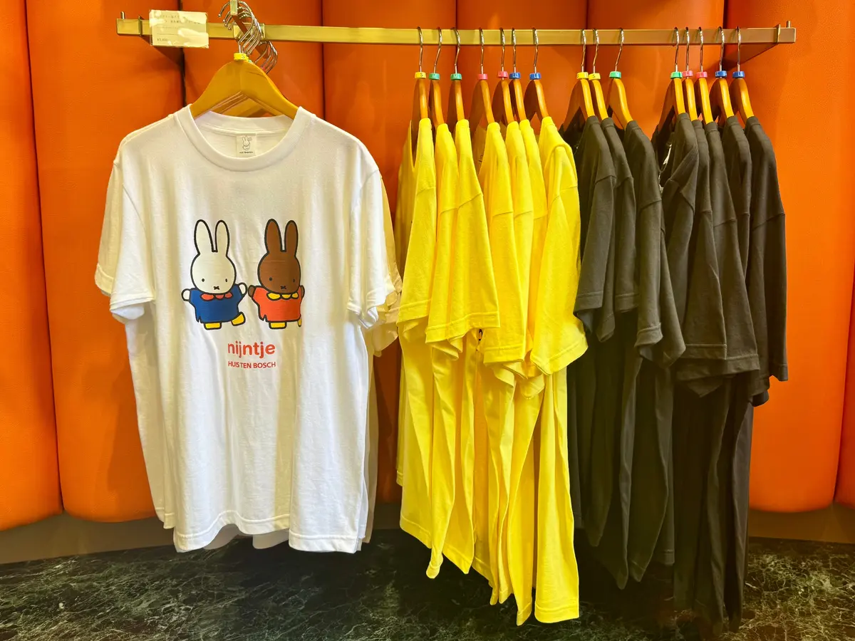 ミッフィーグッズ「ナインチェ Tシャツ」（¥3800）