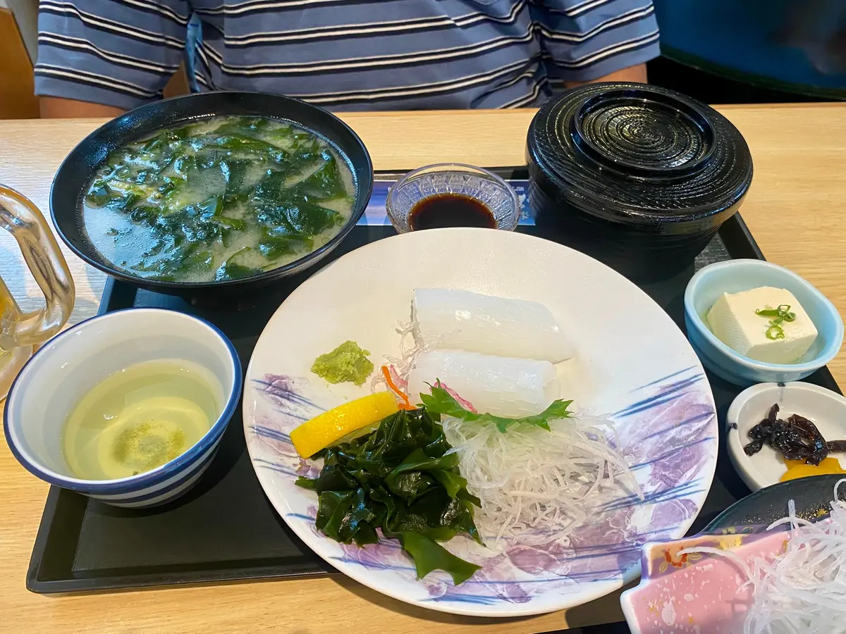 【あおりいか刺身定食】