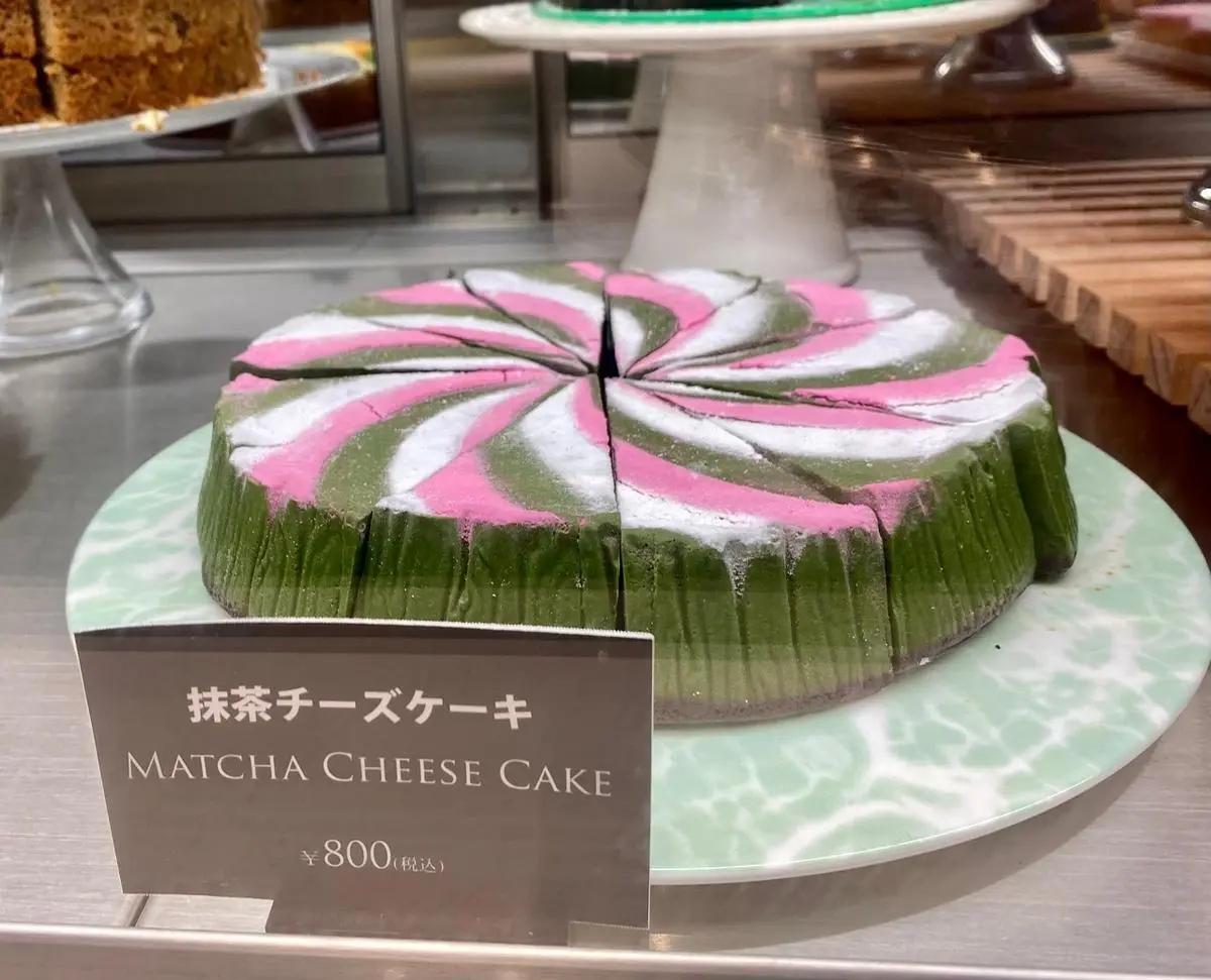 抹茶チーズケーキ 1カット ￥800