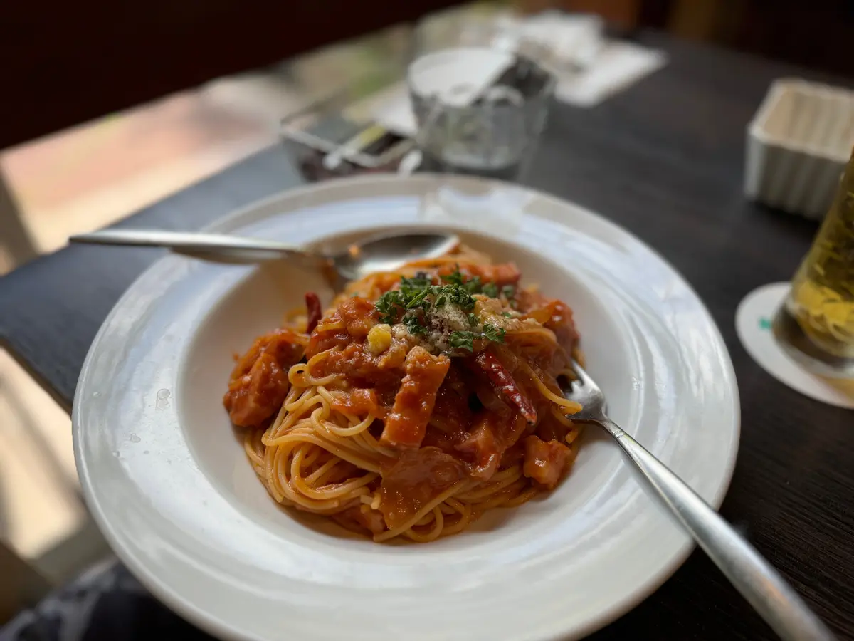 トマトソースのパスタ