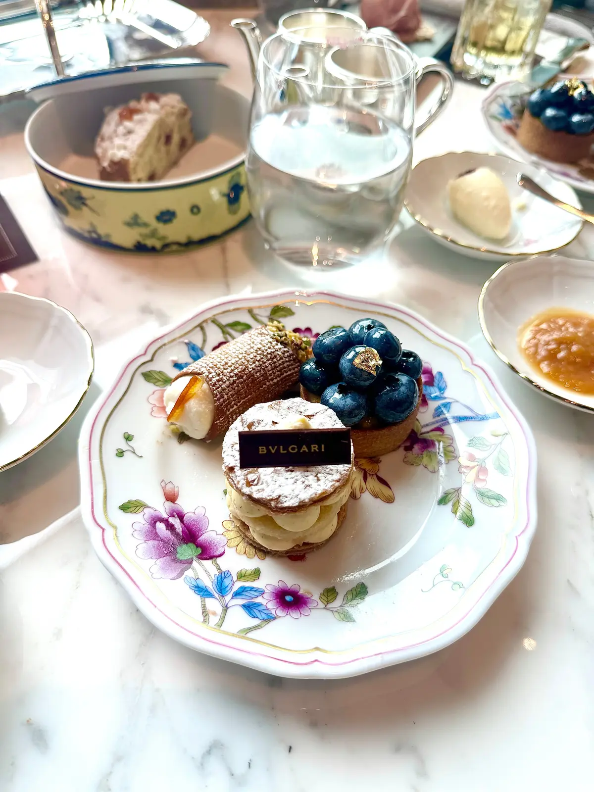 ブルガリホテルのアフタヌーンティー