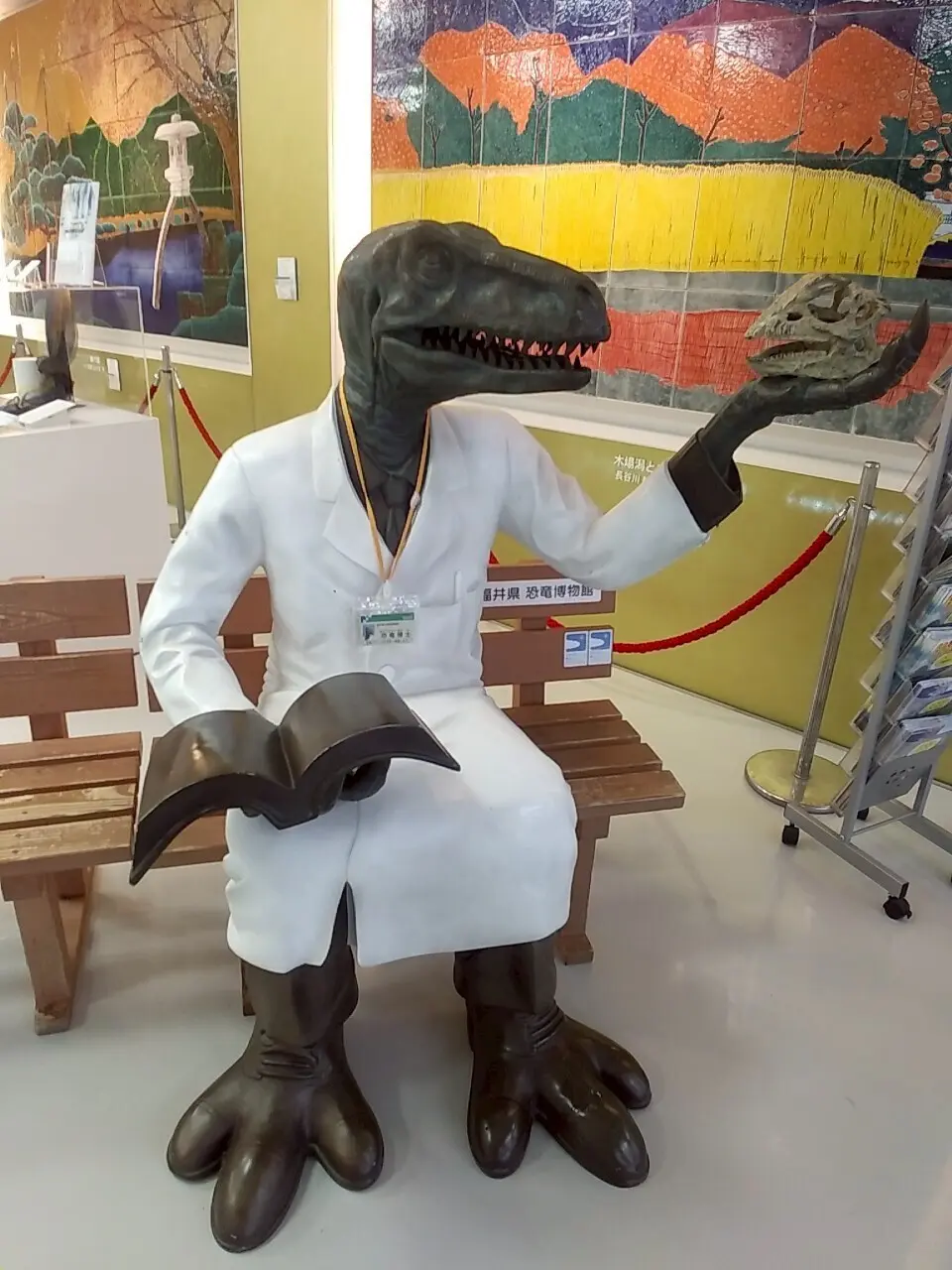 【福井】恐竜だらけの1日！博物館＆駅前めの画像_5