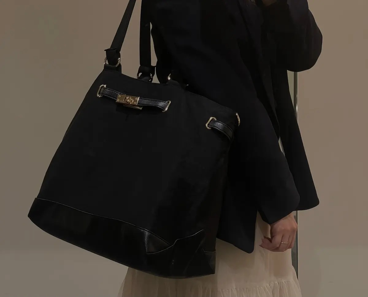 【What's in my bag？ 】の画像_1