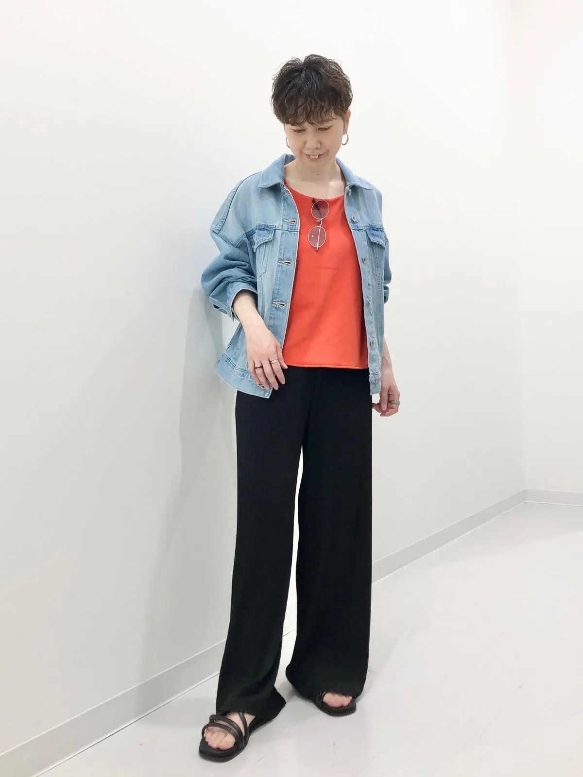 ユニクロ　デニムジャケットコーデ