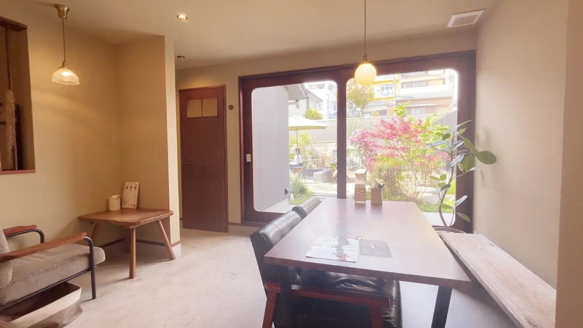 【神戸カフェ】絶品ハンバーガーが食べられの画像_2