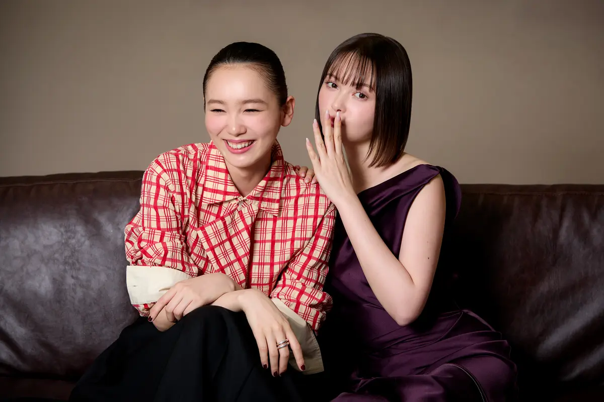 飯豊まりえ、玉城ティナ