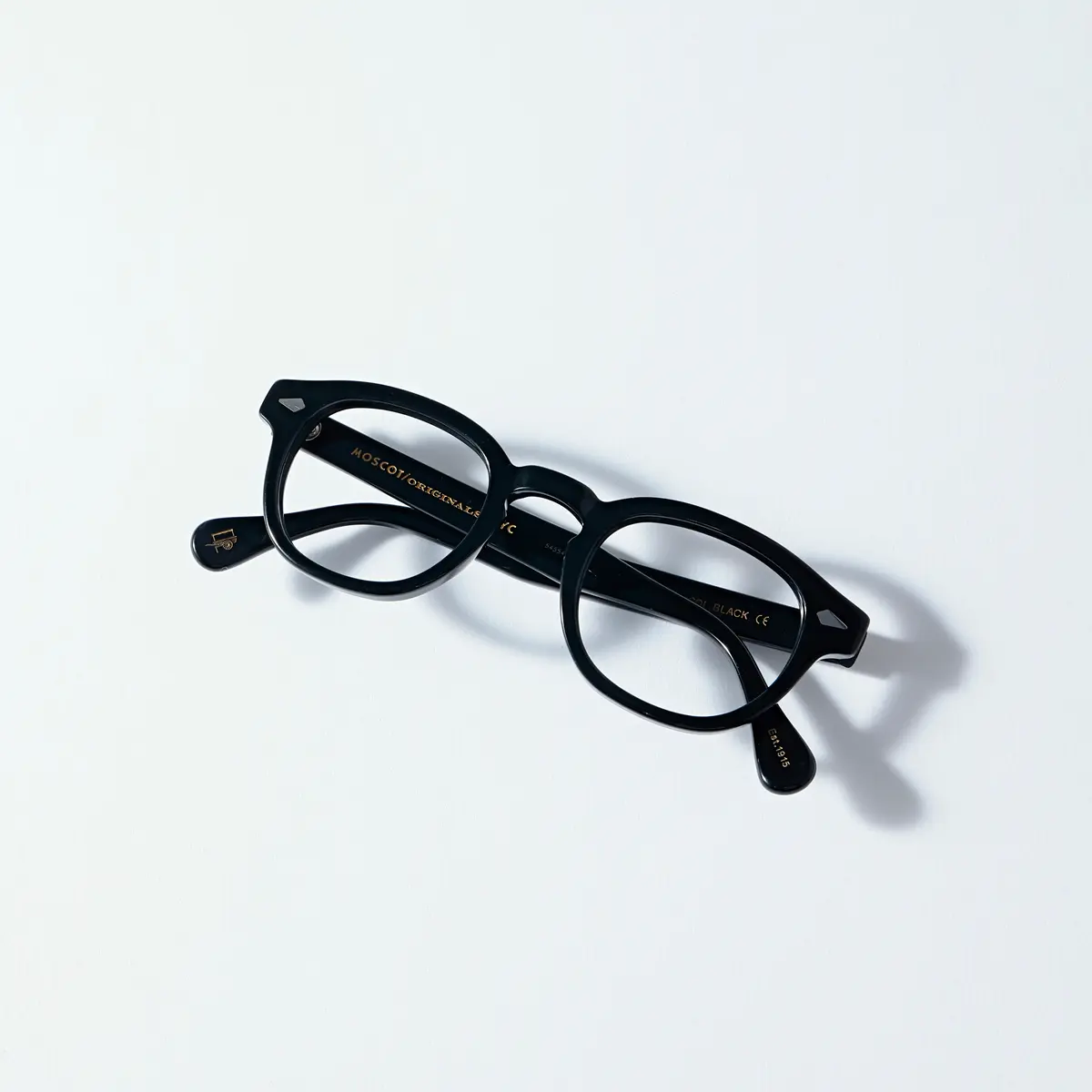 【井桁弘恵の通勤コーデ】きれい色シャツにの画像_5