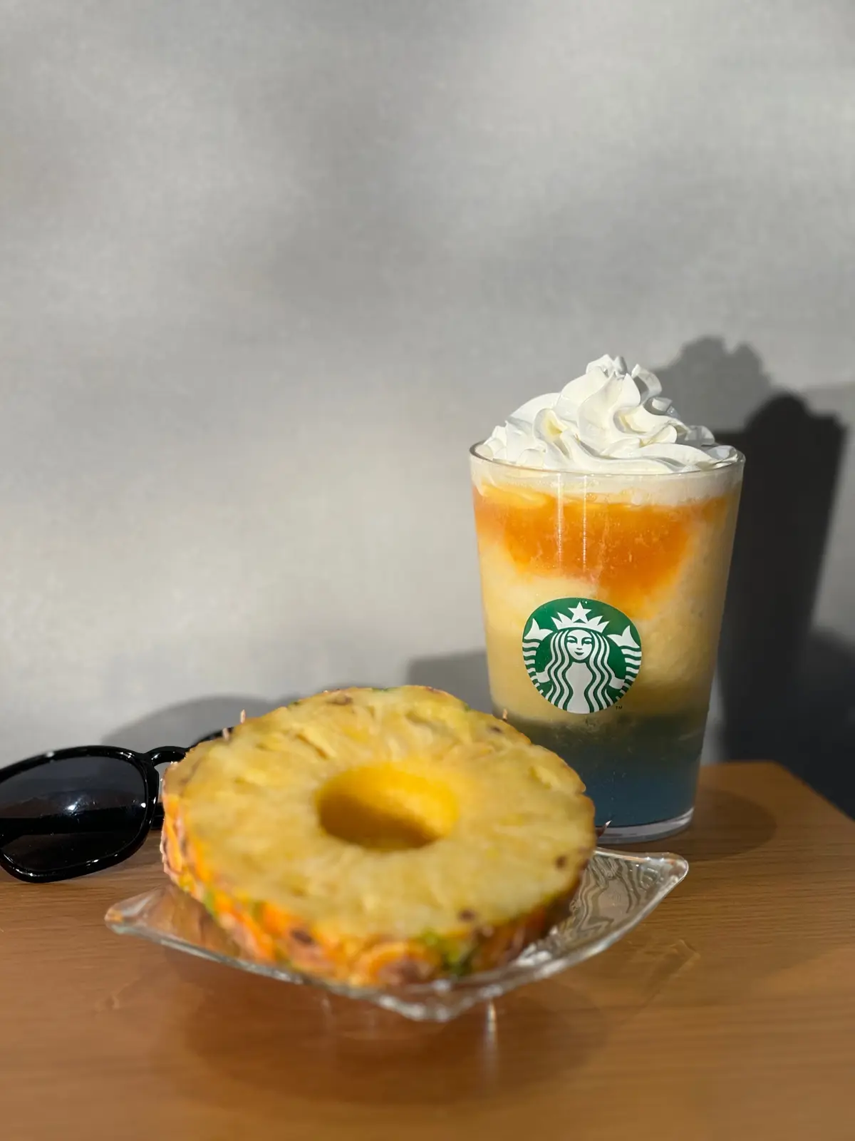 スタバ新作サンセット パイン フラペチーノ