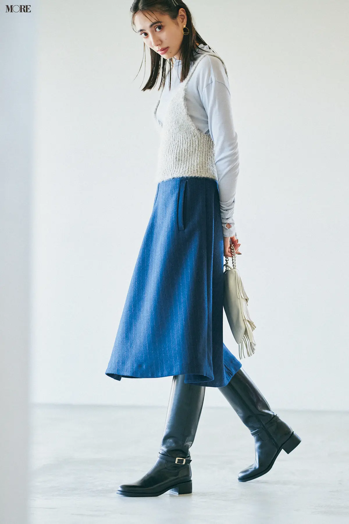 Yurina Kawaguchi ユリナカワグチ ひざ丈スカート 2(M位) 紺