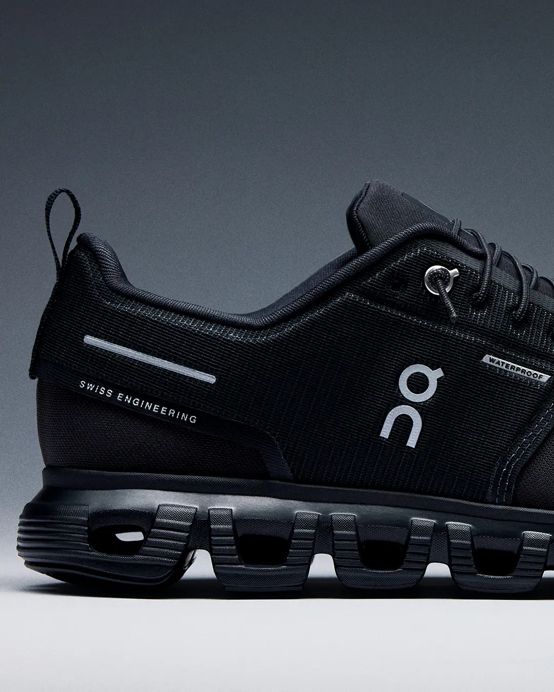 オン　クラウド6 通勤スニーカー