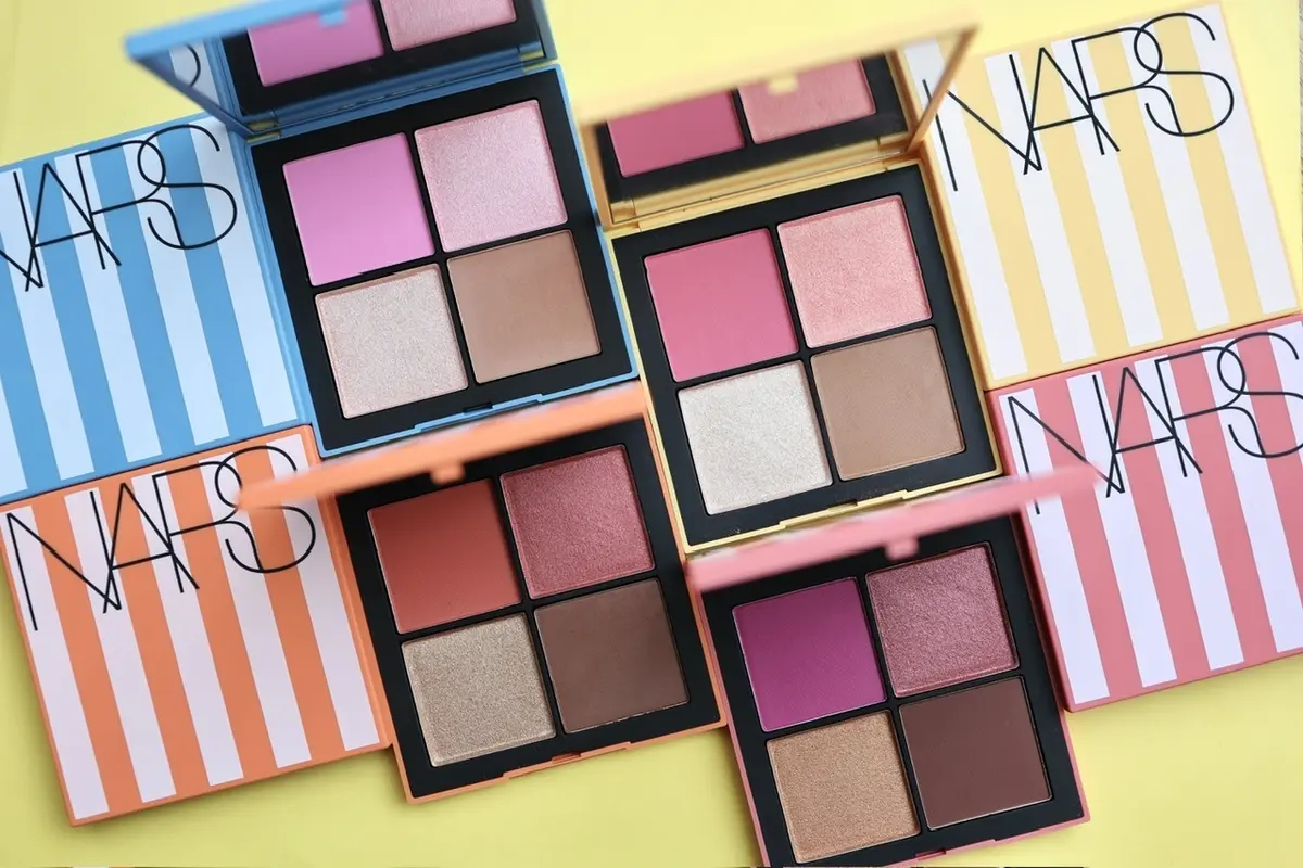 ホットエスケープ チークパレット Ⅲ | NARS Cosmetics