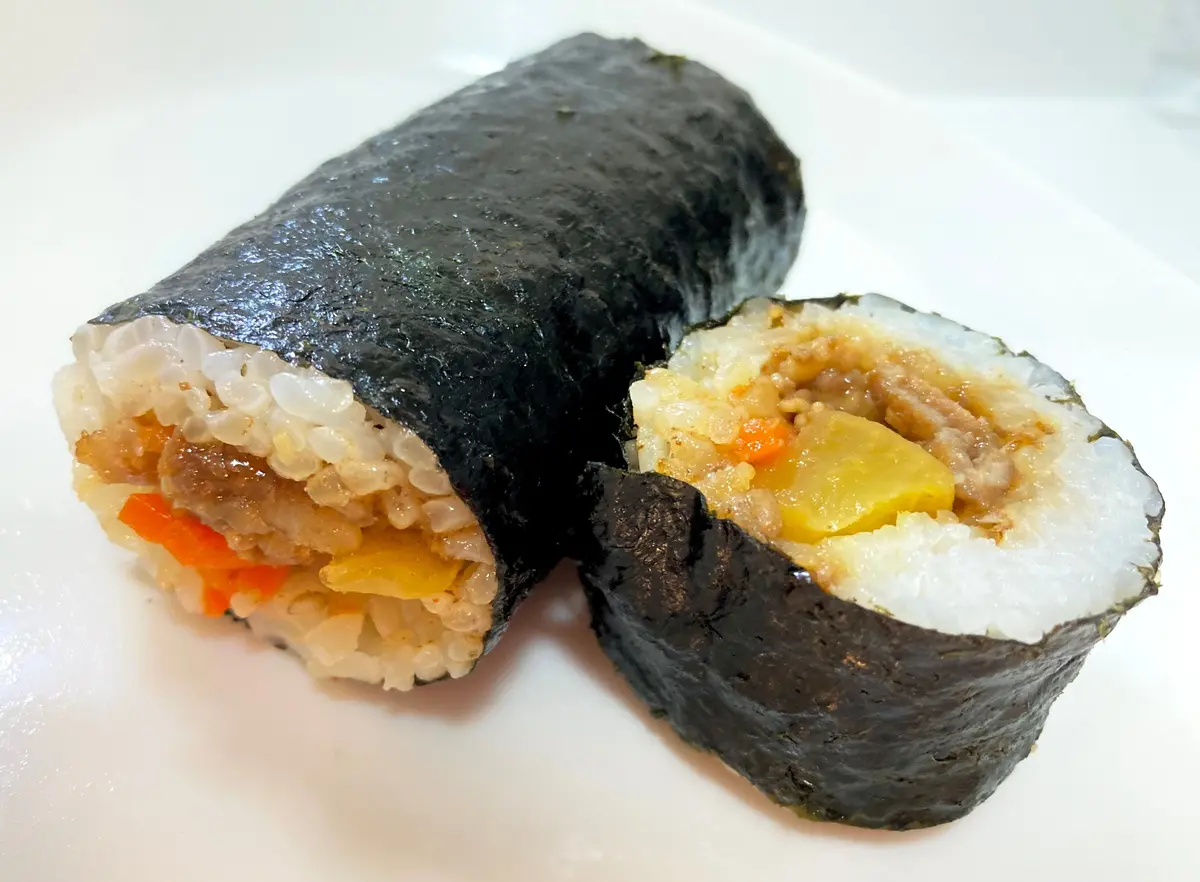 セブンイレブン　マシッソ！韓国イチ推しグルメフェア　プルコギキムパ　