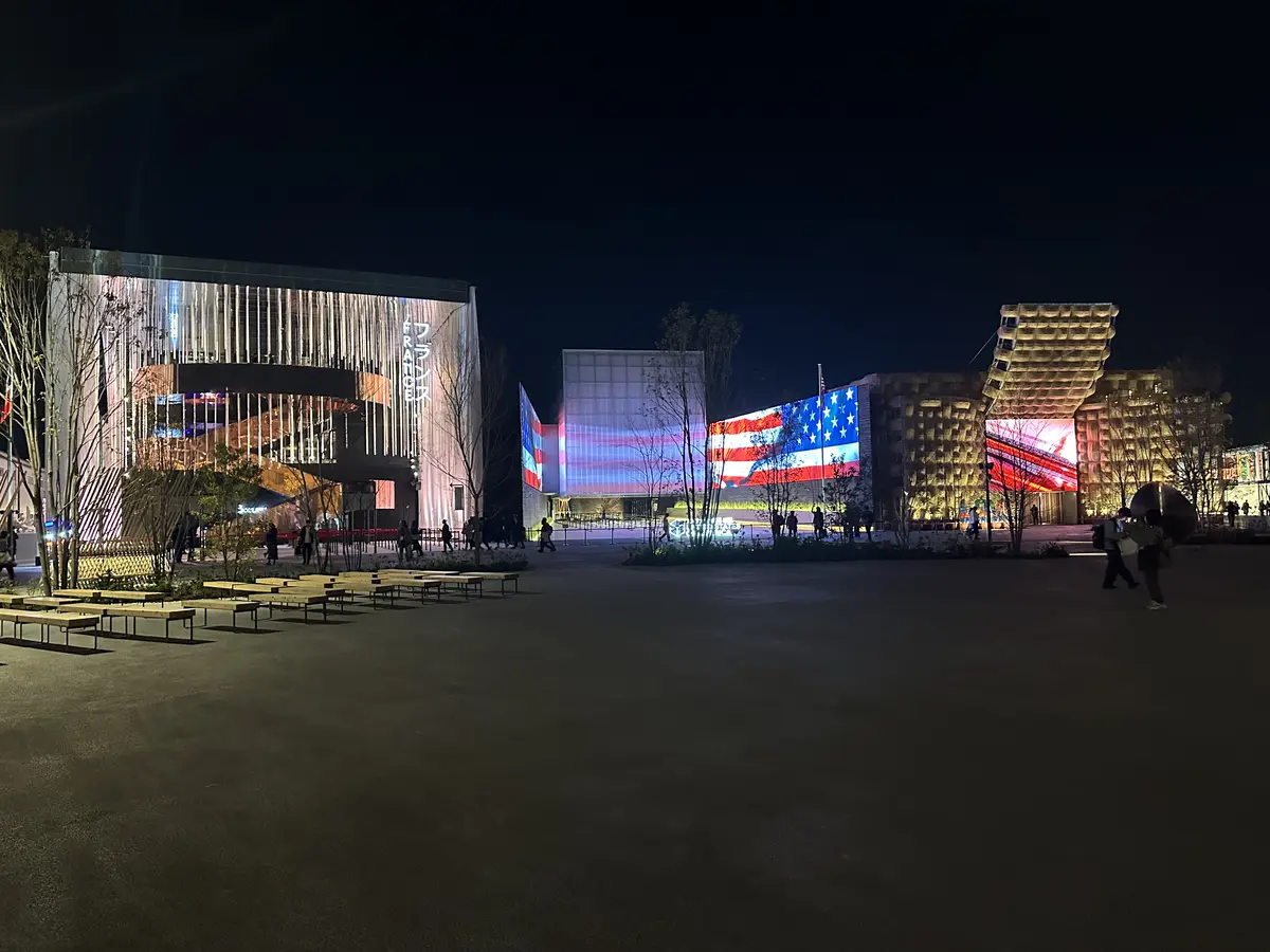 大阪•関西万博2025 夜のフランス・アメリカ・フィリピン各パビリオン