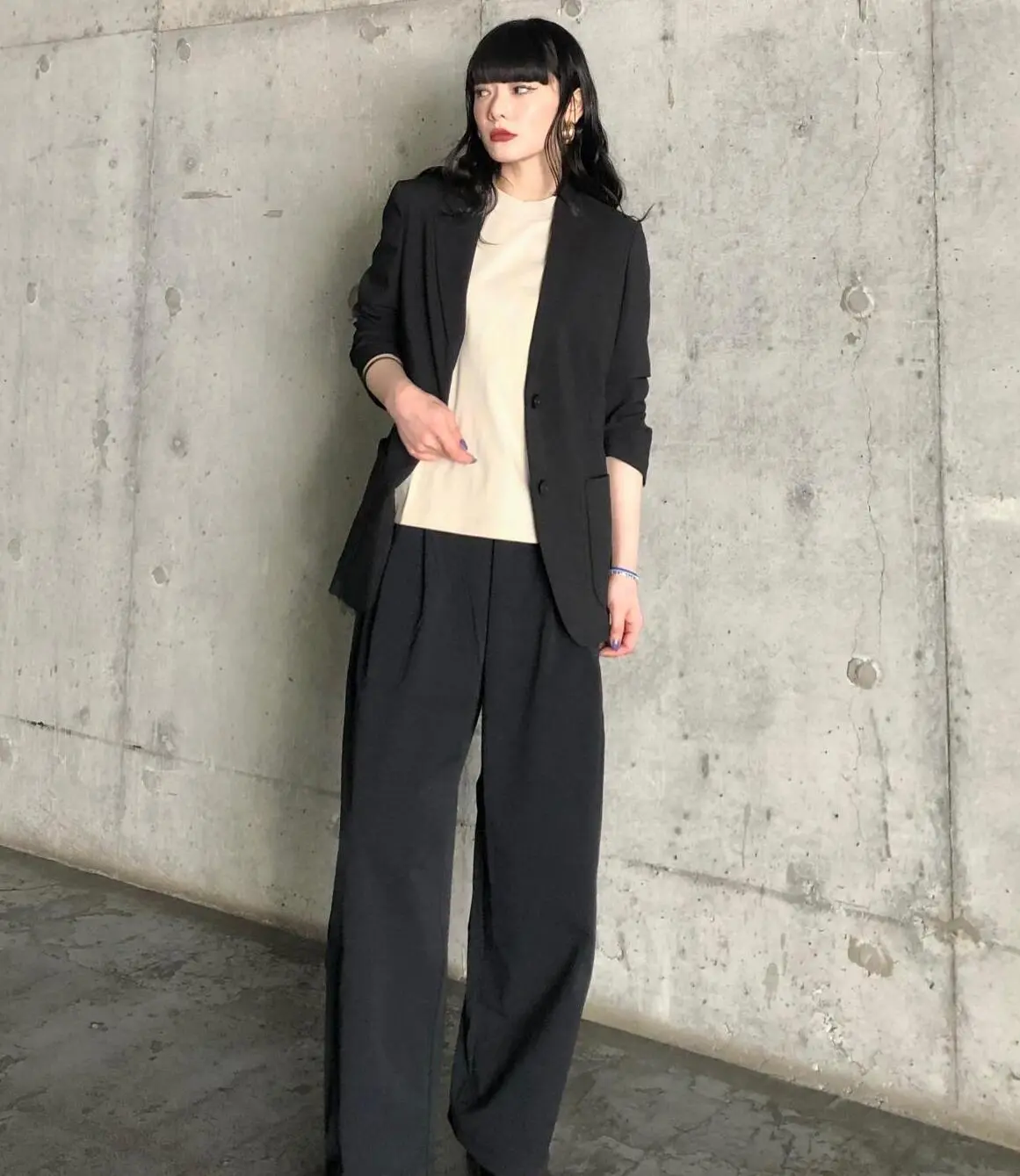 ユニクロ　スーツコーデ