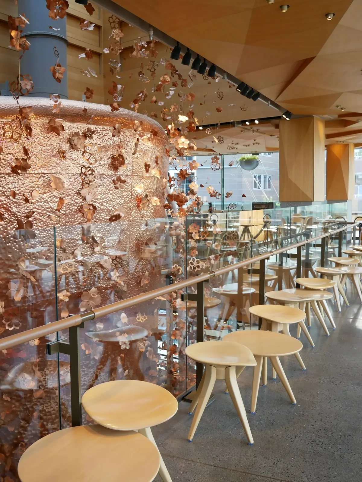 4階：座席スペース