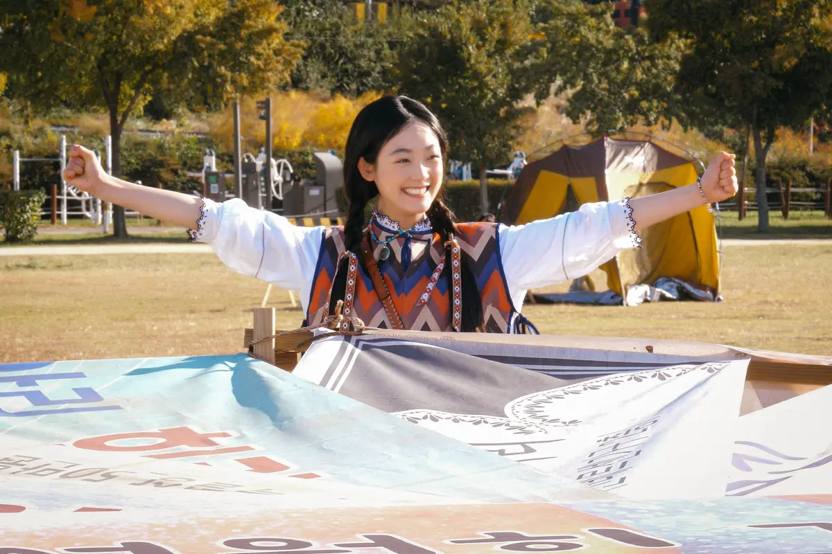 韓国ドラマ　力の強い女カン・ナムスン　ゲル式テントを張るナムスン