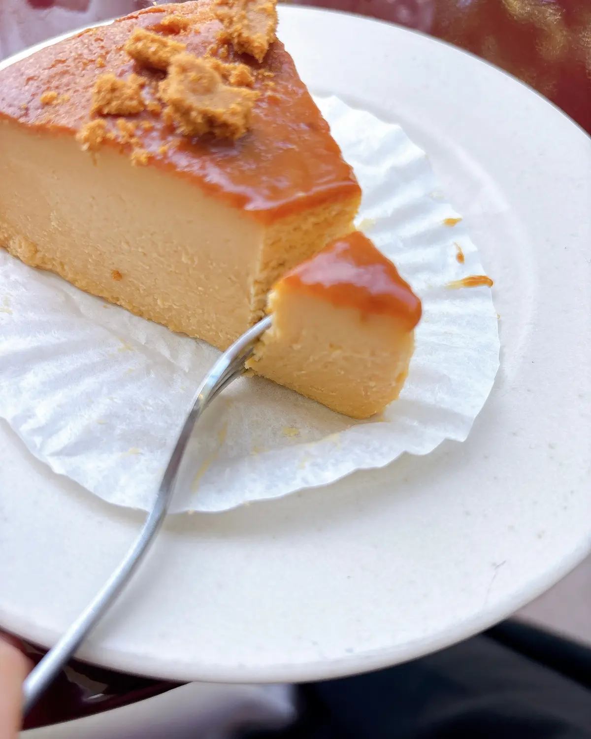 濃厚なキャラメルビスコフチーズケーキ