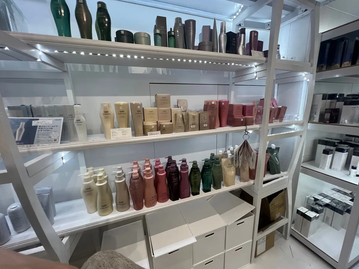 SNSで超話題!サロン商品が買えるお店『の画像_3