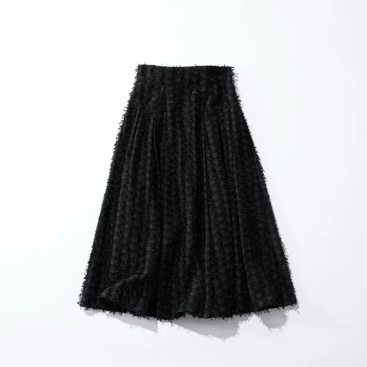 黒のフレアスカート