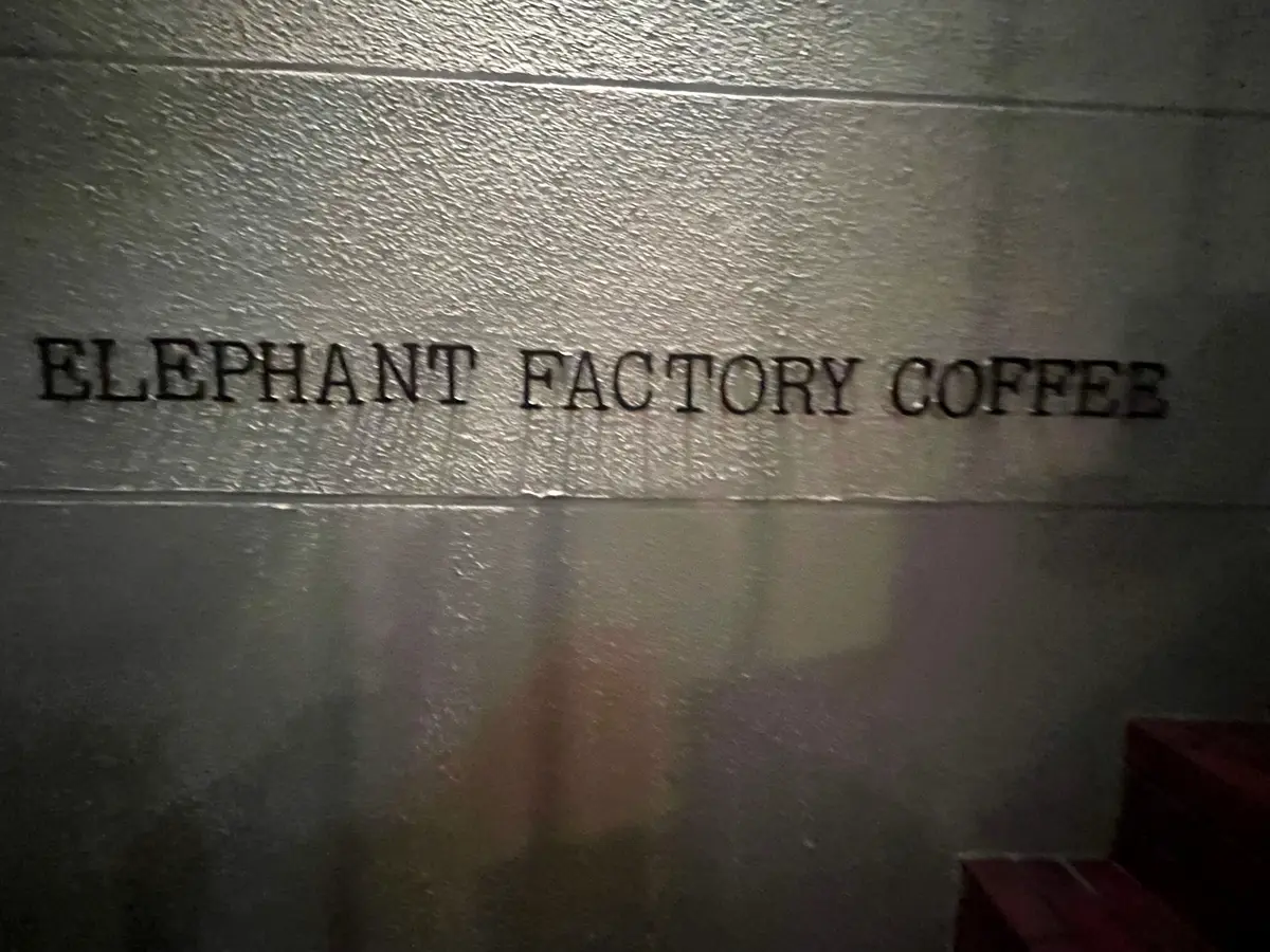 【京都｜河原町】夜カフェ行くならココ！知の画像_1