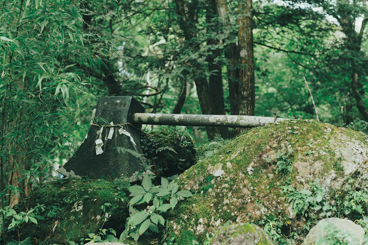 公時神社　マサカリ