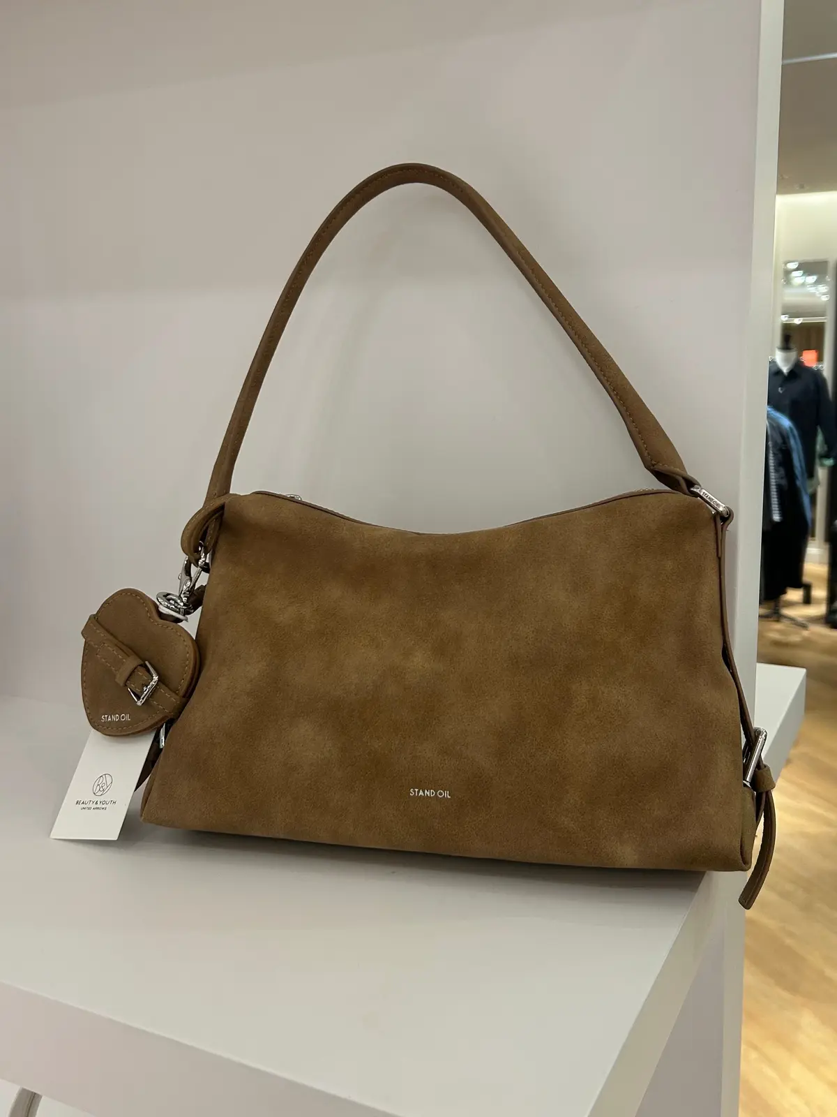 GW期間限定『STAND OIL』ポップの画像_7