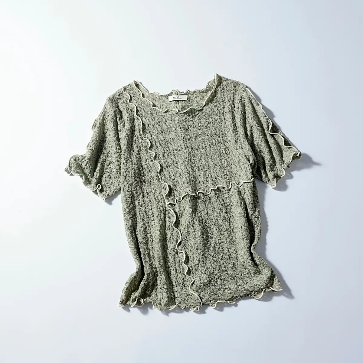 『アース ミュージック エコロジー』のメロウトップス