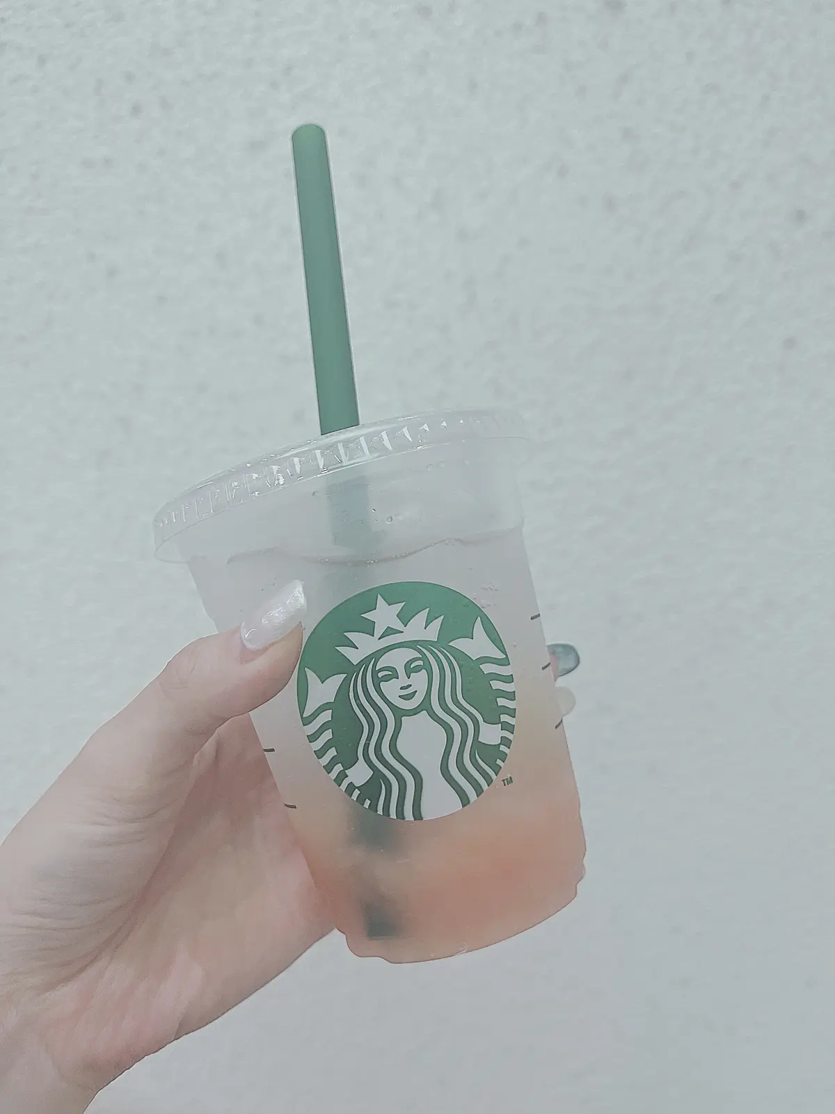 【スタバ新作】めずらしい炭酸ドリンクのチの画像_1